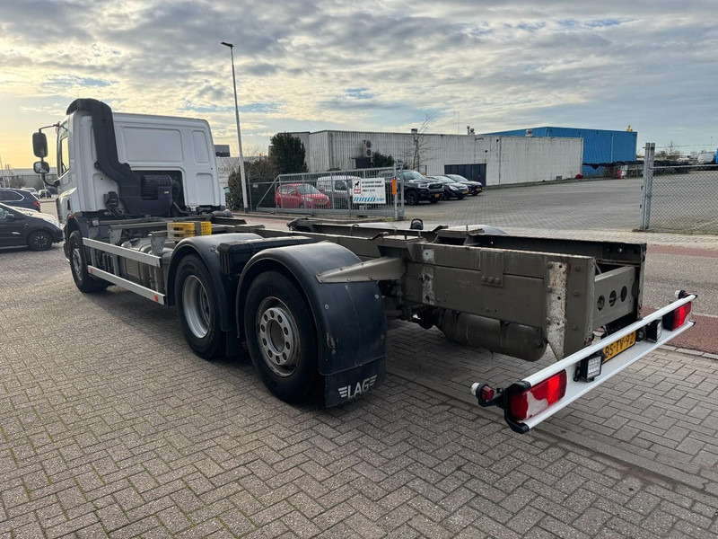 DAF CF75-310, ADR, PTO, 9.0 Ton Front-axle, WB:450 cm - Cab chassis truck: picture 5 DAF CF75-310, ADR, PTO, 9.0 Ton Front-axle, WB:450 cm - Cab chassis truck: picture 5