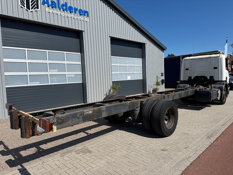 Scania P230 Retarder/Wb:630 cm /920Chassis - Cab chassis truck: picture 3 Scania P230 Retarder/Wb:630 cm /920Chassis - Cab chassis truck: picture 3