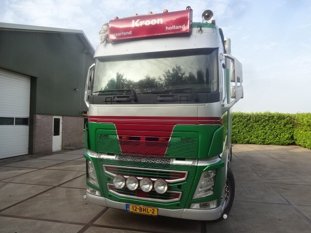 Volvo FH460 Loglift 125Z Crane Alu.Box ( Kran Kraan Grua ) - Crane truck: picture 2 Volvo FH460 Loglift 125Z Crane Alu.Box ( Kran Kraan Grua ) - Crane truck: picture 2