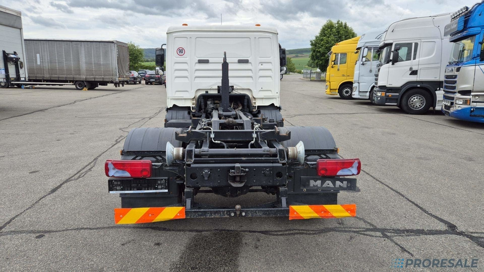 MAN TGL 12.180 4x2 BB EURO 3 - Hákový nosič kontejnerů - Hook lift truck: picture 4 MAN TGL 12.180 4x2 BB EURO 3 - Hákový nosič kontejnerů - Hook lift truck: picture 4