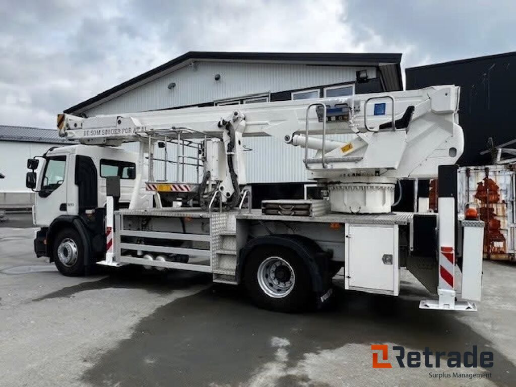 Bronto S35MDT skylift - Truck mounted aerial platform: picture 3 Bronto S35MDT skylift - Truck mounted aerial platform: picture 3