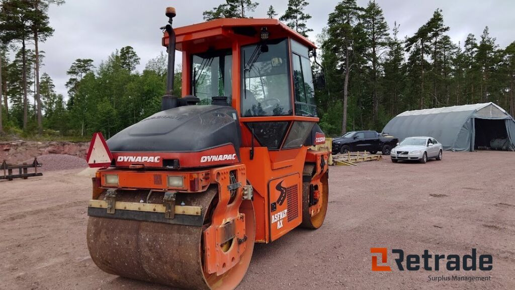 Asfaltsvält DYNAPAC CG233HF - Construction machinery: picture 4 Asfaltsvält DYNAPAC CG233HF - Construction machinery: picture 4