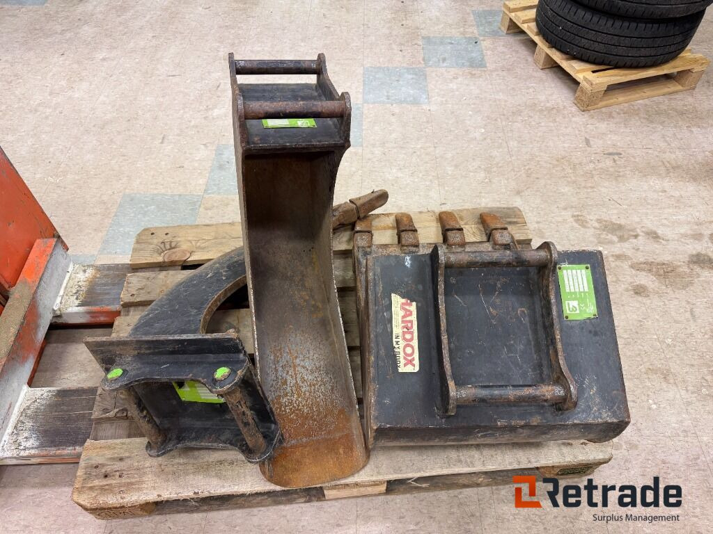 Grävmaskin Volvo EC 18 C med trailer och redskap - Construction machinery: picture 5 Grävmaskin Volvo EC 18 C med trailer och redskap - Construction machinery: picture 5