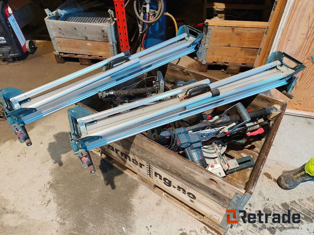 Diverse utstyr Bosch GCM 8 SJL + GTA 3800 - Construction equipment: picture 1 Diverse utstyr Bosch GCM 8 SJL + GTA 3800 - Construction equipment: picture 1