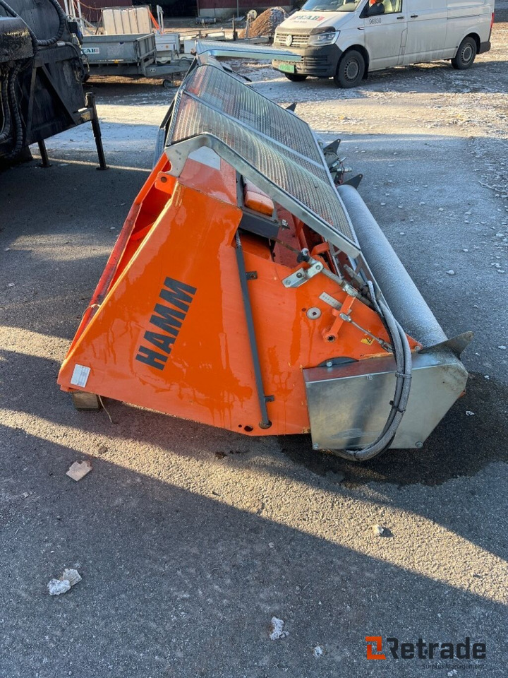 Hamm strøkasse for sand/singel - Sand/ Salt spreader: picture 3 Hamm strøkasse for sand/singel - Sand/ Salt spreader: picture 3