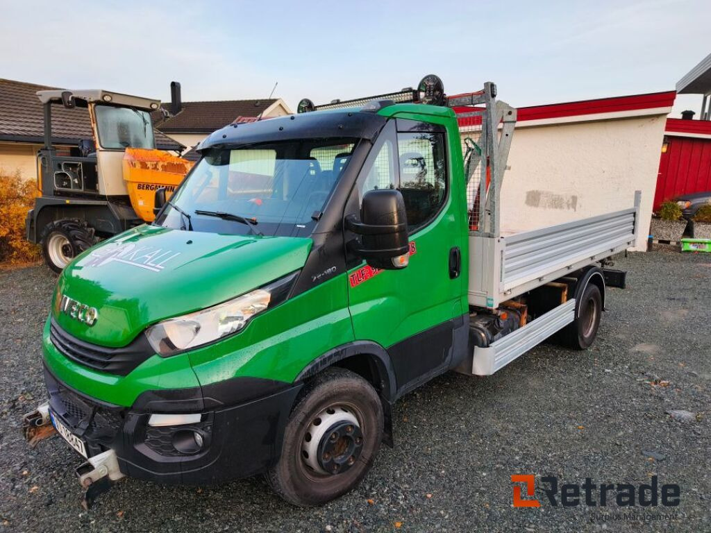 Iveco Daily 3.0 180hk Brøyterigget med Hilltip ustyr - Open body delivery van: picture 2 Iveco Daily 3.0 180hk Brøyterigget med Hilltip ustyr - Open body delivery van: picture 2