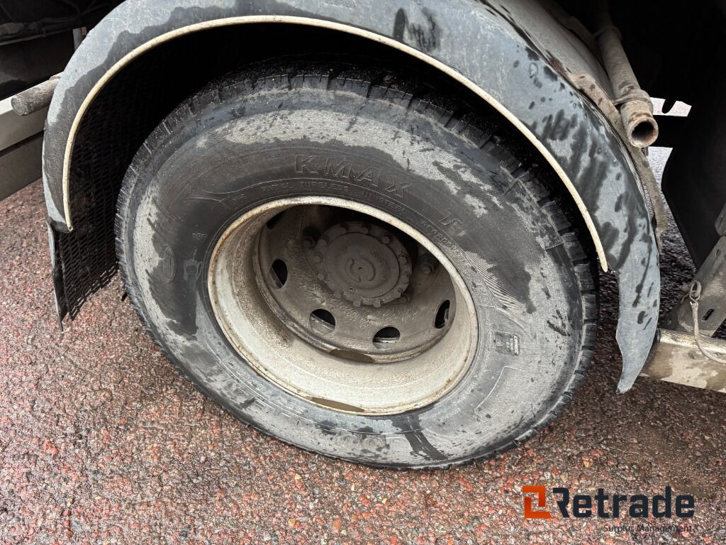 Dropside/ Flatbed truck Krokbil Volvo FL 240 TMA utrustad: picture 15 Dropside/ Flatbed truck Krokbil Volvo FL 240 TMA utrustad: picture 15