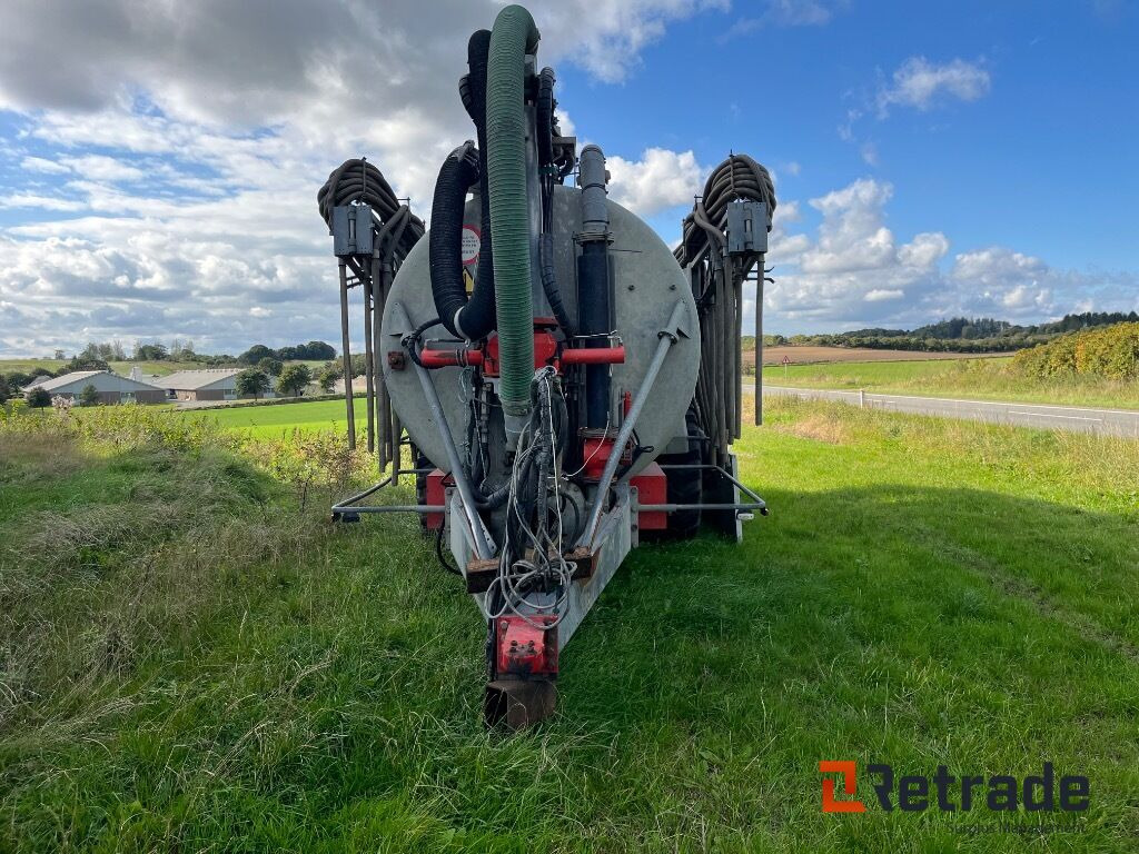 Landbrugsudstyr KIMADAN B 20000 Gyllevogn med slæbeslanger - Slurry tanker: picture 2 Landbrugsudstyr KIMADAN B 20000 Gyllevogn med slæbeslanger - Slurry tanker: picture 2