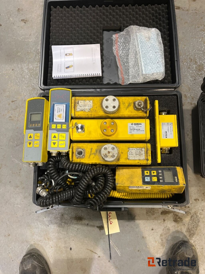 Moba Nivileringsutstyr brukt på asfaltutlegger - Construction equipment: picture 1 Moba Nivileringsutstyr brukt på asfaltutlegger - Construction equipment: picture 1