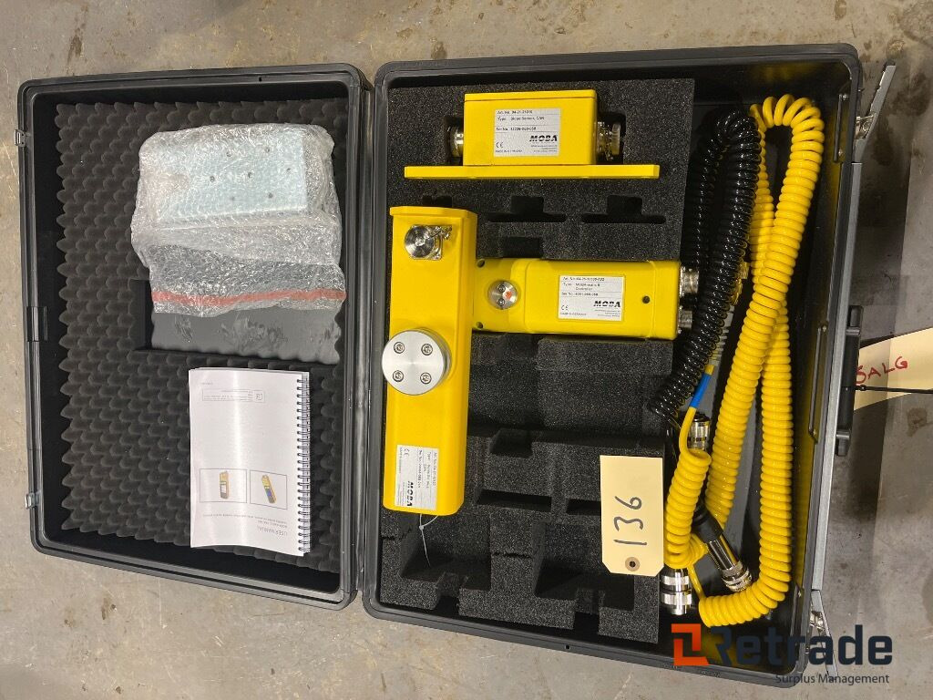 Moba Nivileringsutstyr brukt på asfaltutlegger - Construction equipment: picture 2 Moba Nivileringsutstyr brukt på asfaltutlegger - Construction equipment: picture 2