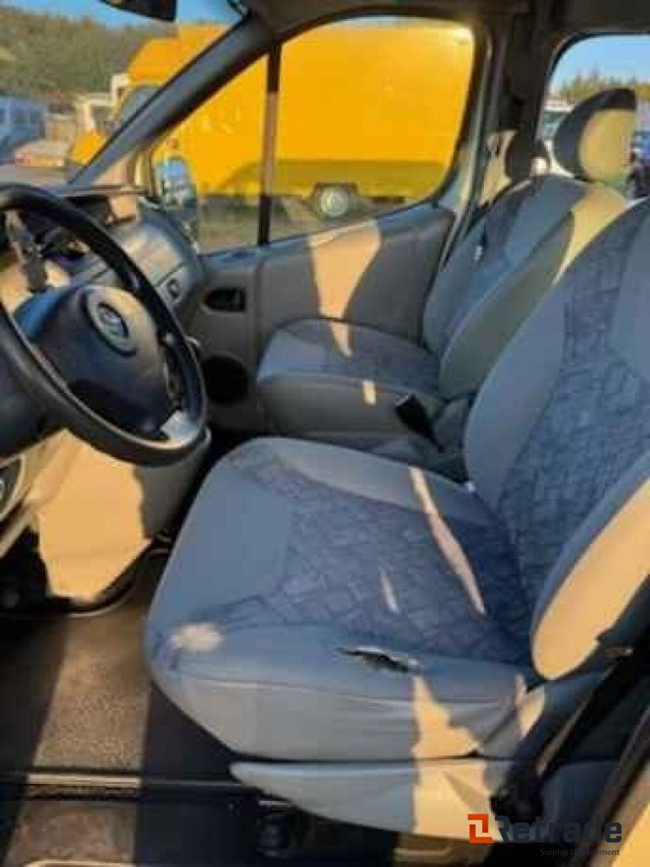 Car Opel Vivaro Camper CDTI Combi lang.: picture 8 Car Opel Vivaro Camper CDTI Combi lang.: picture 8
