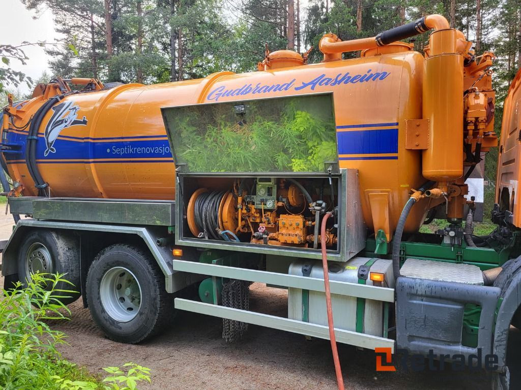 Scania P360 Slamsuger med spyleutstyr – 2011 - Tanker truck: picture 3 Scania P360 Slamsuger med spyleutstyr – 2011 - Tanker truck: picture 3