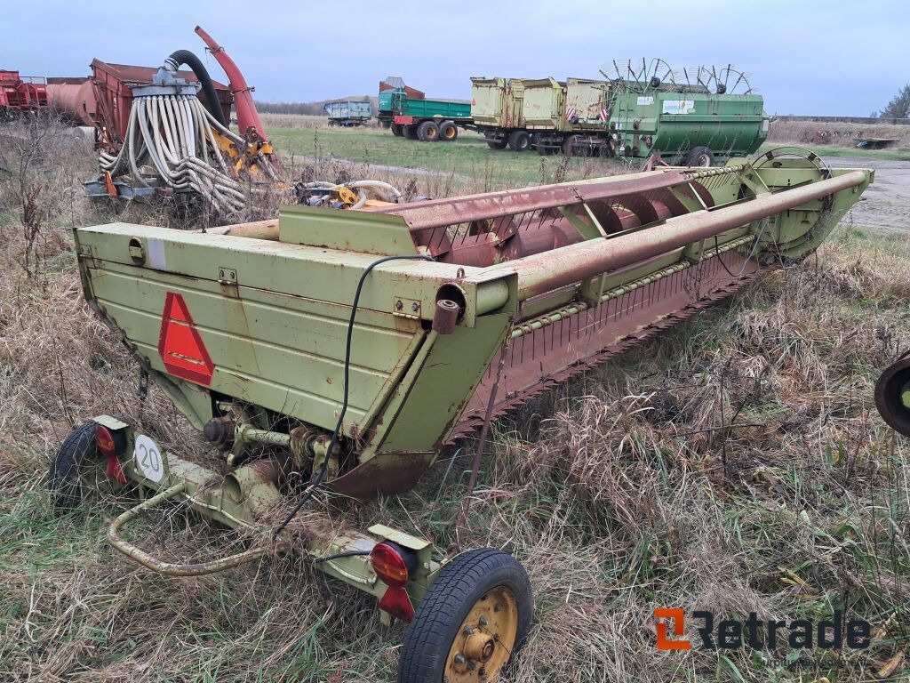 Skærebord Fortschritt E 025 B - Combine header: picture 2 Skærebord Fortschritt E 025 B - Combine header: picture 2