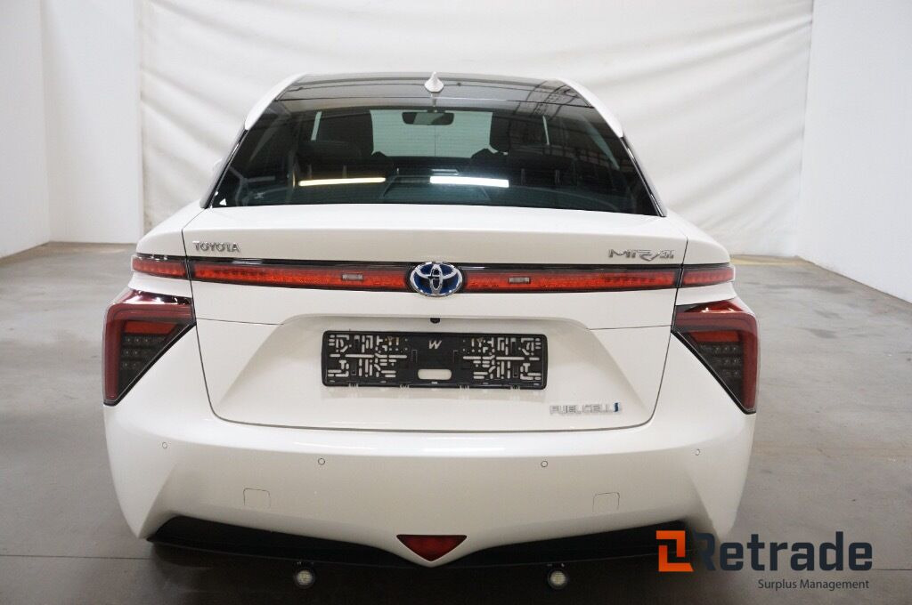 TOYOTA TOYOTA MIRAI - Car: picture 5 TOYOTA TOYOTA MIRAI - Car: picture 5