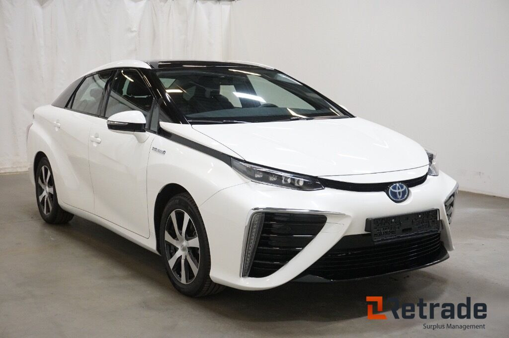 TOYOTA TOYOTA MIRAI - Car: picture 3 TOYOTA TOYOTA MIRAI - Car: picture 3