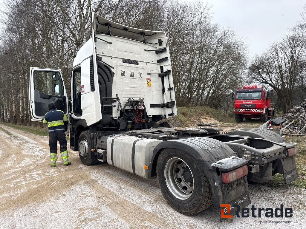 Renault T-440 trækker / heavy-duty tractor unit - Tractor unit: picture 5 Renault T-440 trækker / heavy-duty tractor unit - Tractor unit: picture 5
