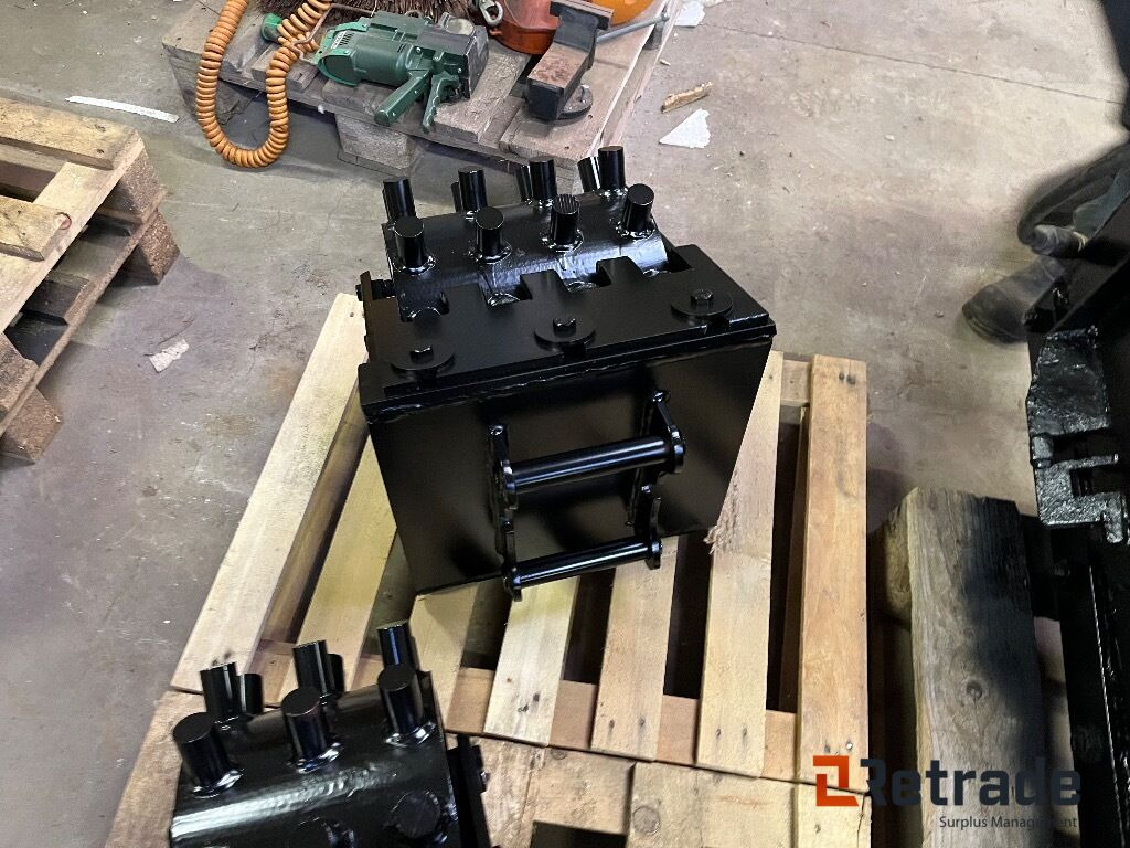 Udstyr og tilbehør Tilbehør til minigraver Komprimeringshjul til minigraver / 20 CM. - Construction equipment: picture 2 Udstyr og tilbehør Tilbehør til minigraver Komprimeringshjul til minigraver / 20 CM. - Construction equipment: picture 2