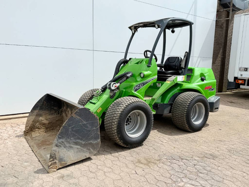 Avant M750 Opti Drive - Bucket + Jib / Telescopic Boom - Telescopic wheel loader: picture 3 Avant M750 Opti Drive - Bucket + Jib / Telescopic Boom - Telescopic wheel loader: picture 3