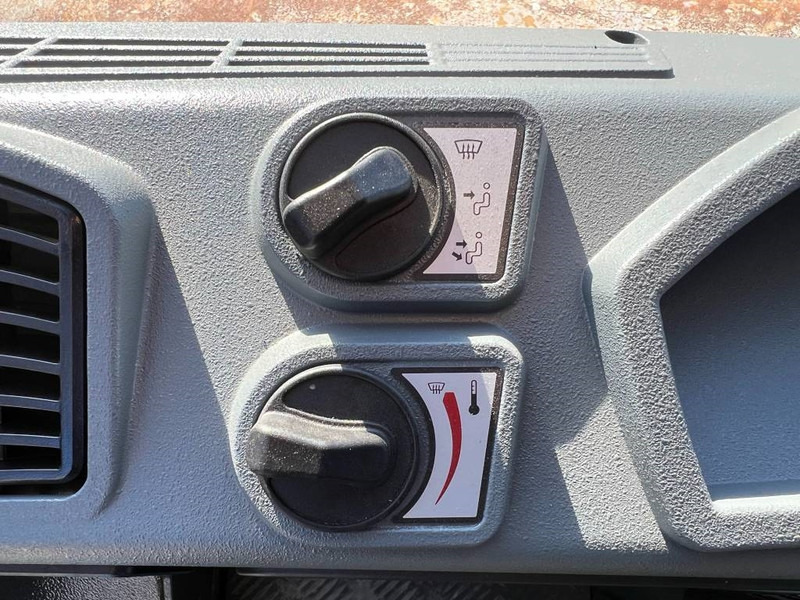 Roller Bomag BW177D-5 - New / Unused / Airco - CE + EPA: picture 20