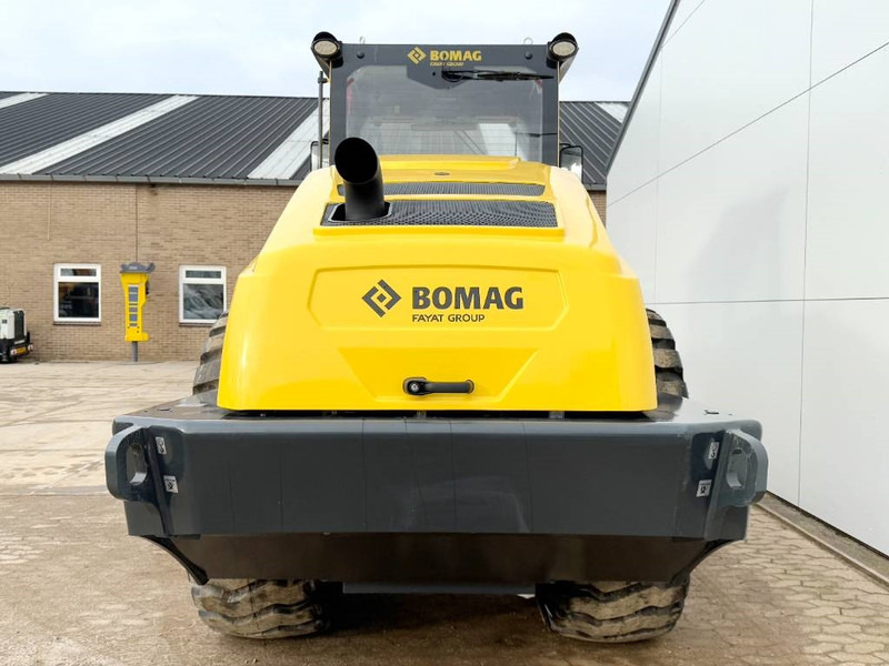 Bomag BW226D-5CL - NEW / Cummins Engine - Roller: picture 4 Bomag BW226D-5CL - NEW / Cummins Engine - Roller: picture 4