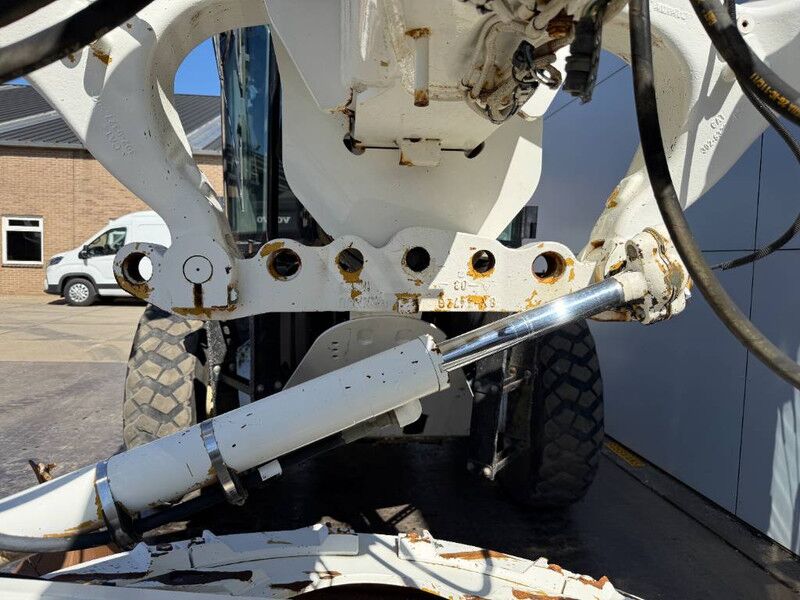 Grader Cat 120M - CE / Front Blade + Ripper / Auto Greasing: picture 19