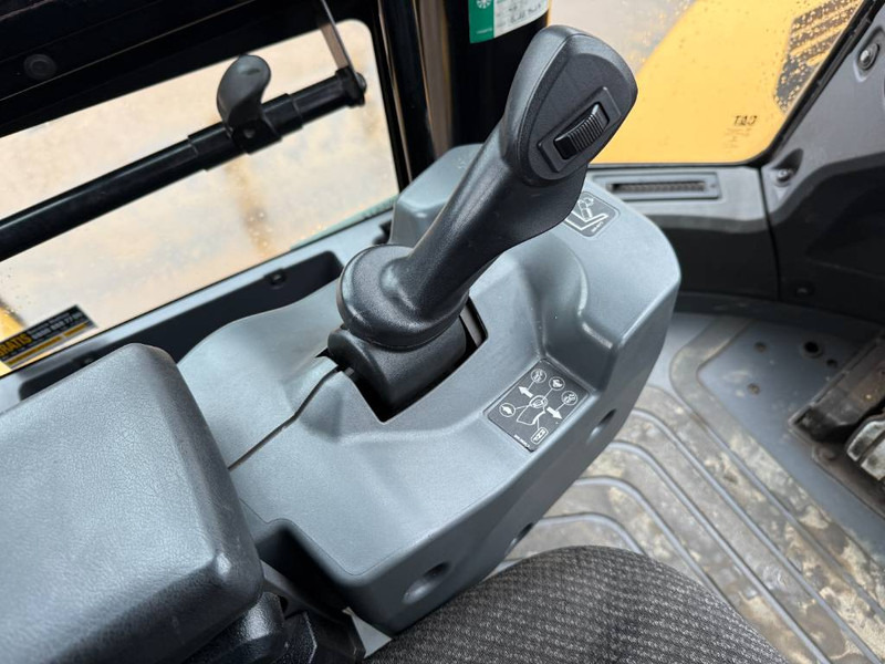 Wheel loader Cat 972M - German Machine / Automatic Greasing: picture 9