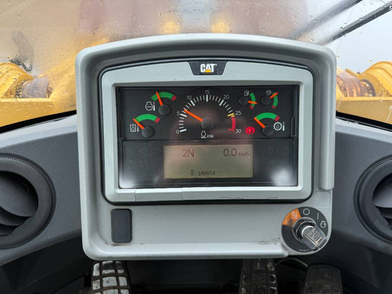Wheel loader Cat 972M - German Machine / Automatic Greasing: picture 15