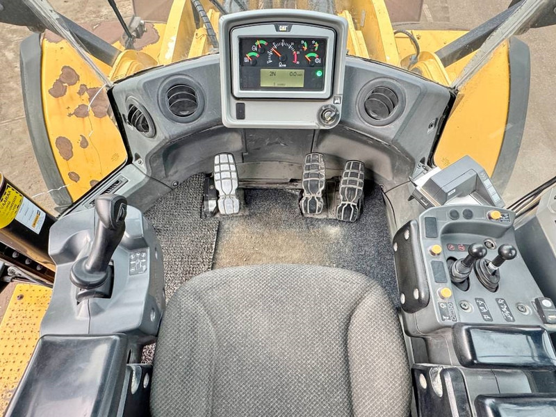 Wheel loader Cat 982M - Weighing System / Central Greasing: picture 8 Wheel loader Cat 982M - Weighing System / Central Greasing: picture 8