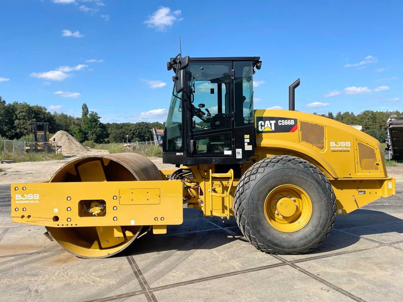Cat CS66B - CE Certified / Low Hours - Roller: picture 1 Cat CS66B - CE Certified / Low Hours - Roller: picture 1