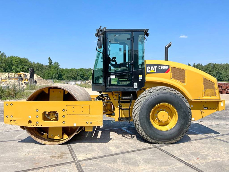 Cat CS66B - Excellent Condition / Low Hours / CE - Roller: picture 1 Cat CS66B - Excellent Condition / Low Hours / CE - Roller: picture 1