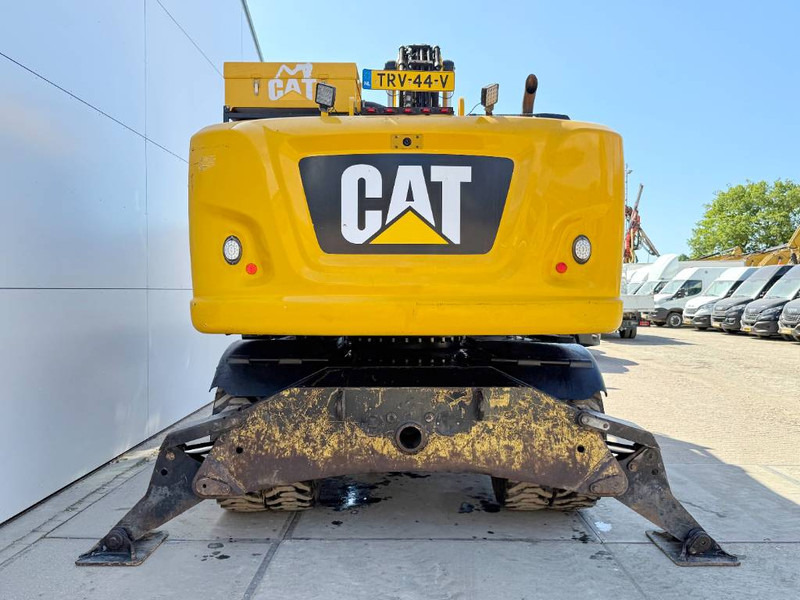 Cat M320F - Dutch Machine / Triple Boom / Auto Lube - Wheel excavator: picture 4 Cat M320F - Dutch Machine / Triple Boom / Auto Lube - Wheel excavator: picture 4