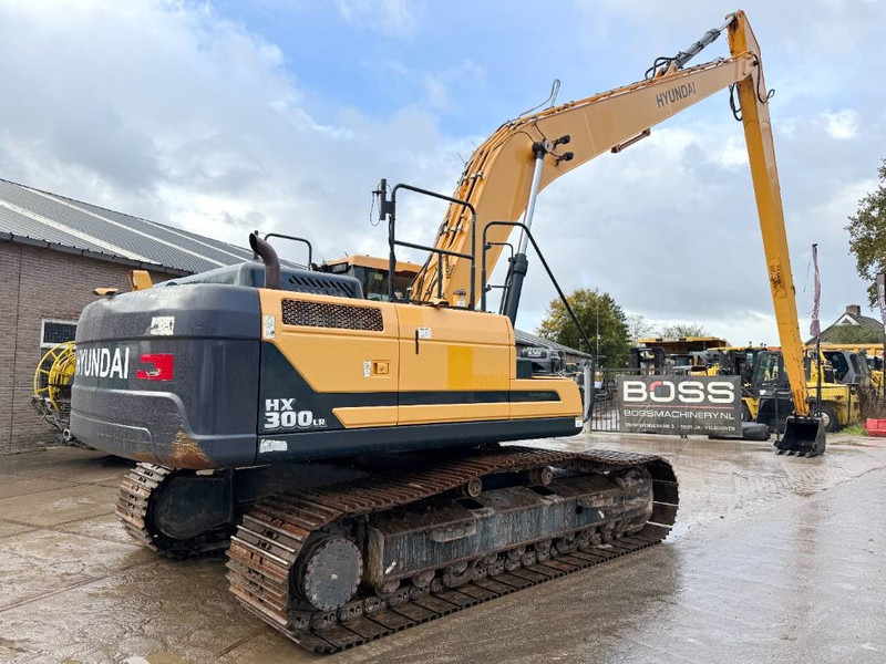 Hyundai HX300LR - 18m Long Reach / Auto Greasing - Excavator: picture 4 Hyundai HX300LR - 18m Long Reach / Auto Greasing - Excavator: picture 4