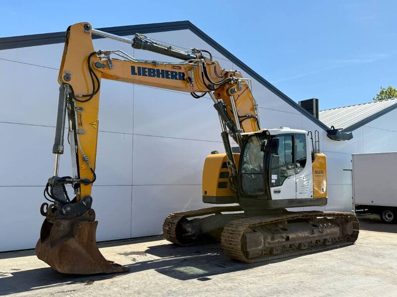 Liebherr R926LC Compact - Hammer Lines / Quick Coupler - Crawler excavator: picture 2 Liebherr R926LC Compact - Hammer Lines / Quick Coupler - Crawler excavator: picture 2