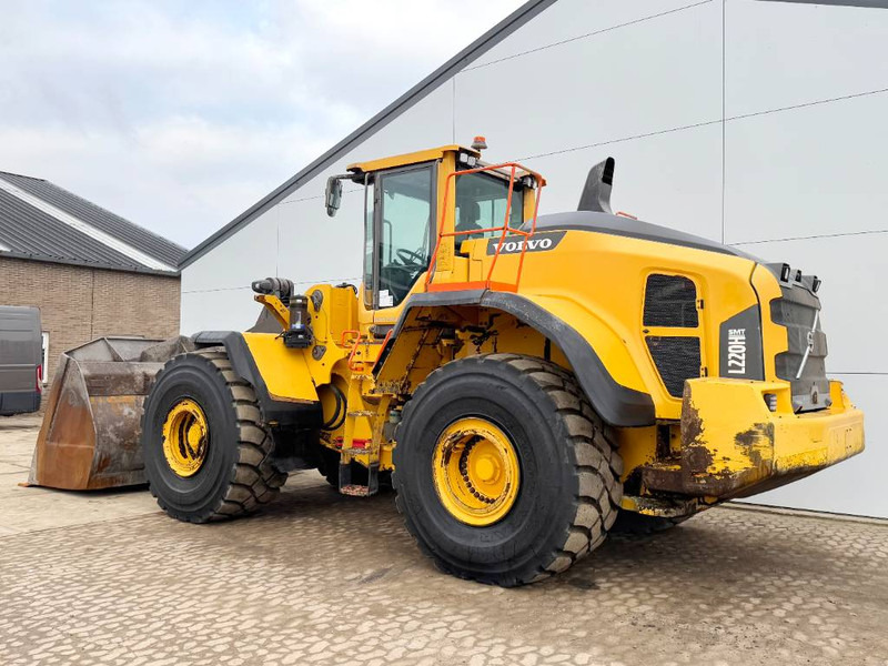 Volvo L220H - CDC Steering / Dutch Machine - Wheel loader: picture 3 Volvo L220H - CDC Steering / Dutch Machine - Wheel loader: picture 3