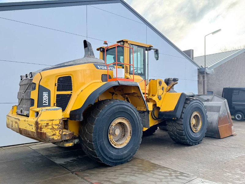 Volvo L220H - Dutch Machine / CDC Steering / Auto Lube - Wheel loader: picture 5 Volvo L220H - Dutch Machine / CDC Steering / Auto Lube - Wheel loader: picture 5