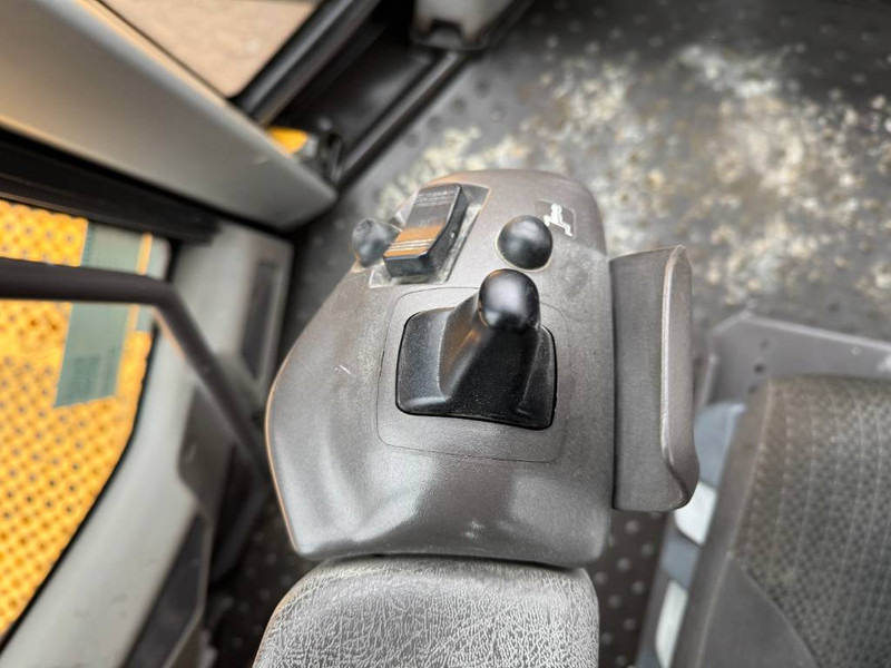 Wheel loader Volvo L350F - German Machine / CDC Steering: picture 10