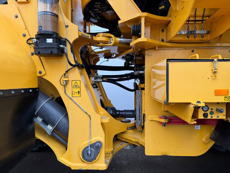 Wheel loader Volvo L350F - German Machine / CDC Steering: picture 18