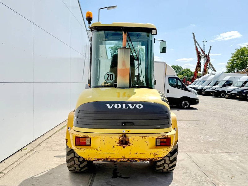 Volvo L35B - German Machine / Quick Coupler - Wheel loader: picture 4 Volvo L35B - German Machine / Quick Coupler - Wheel loader: picture 4