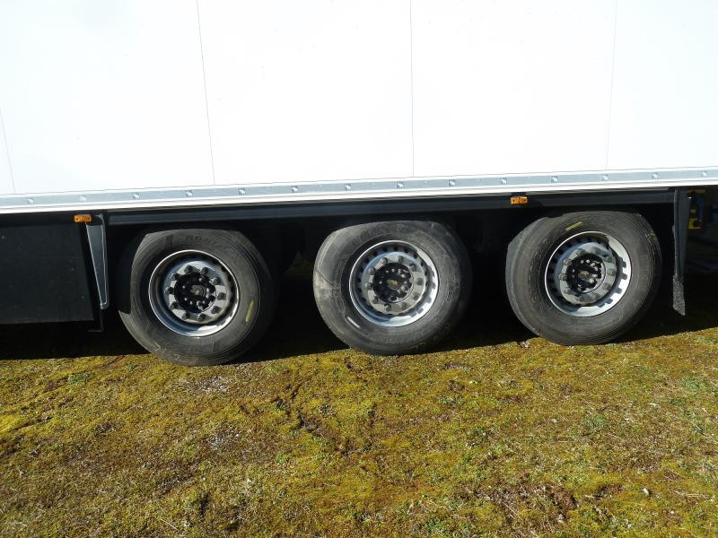 Schmitz Cargobull SKO - Refrigerator semi-trailer: picture 4 Schmitz Cargobull SKO - Refrigerator semi-trailer: picture 4