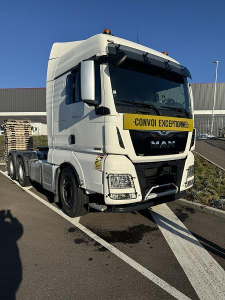 MAN TGX 33.640 - Tractor unit: picture 3 MAN TGX 33.640 - Tractor unit: picture 3