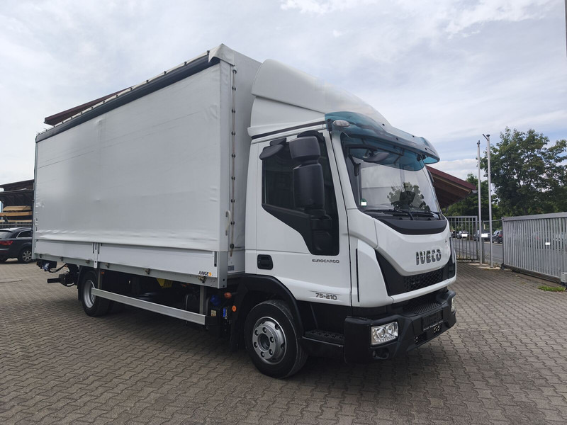 Iveco Eurocargo 75-210 - Curtain side truck: picture 2 Iveco Eurocargo 75-210 - Curtain side truck: picture 2