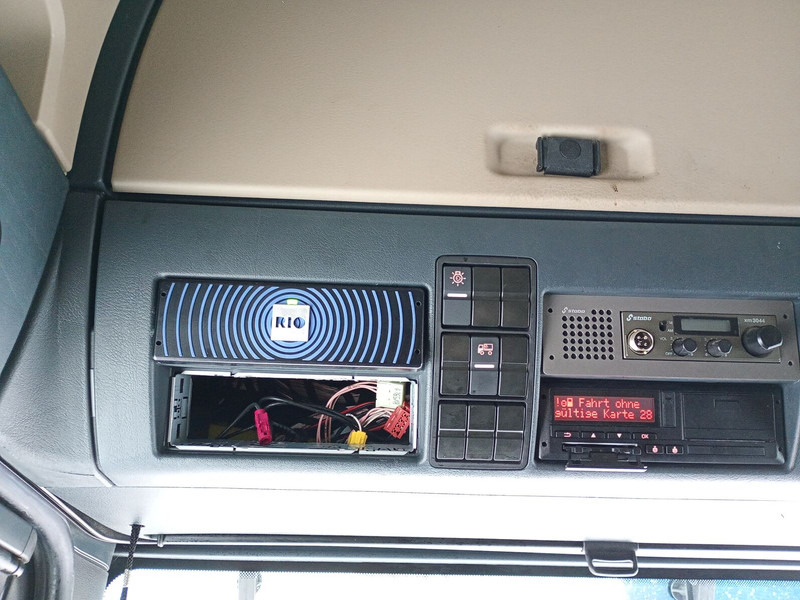 Box truck MAN Koffer 8.220 TGL Euro 6 2X Schlafplatz AHK: picture 17