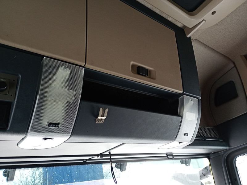 Box truck MAN Koffer 8.220 TGL Euro 6 2X Schlafplatz AHK: picture 18