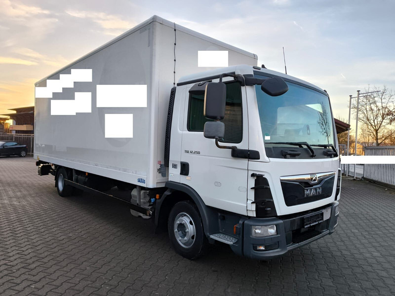 MAN TGL 12.250 Koffer 3-Sitzer Euro 6 4x2 AHK LBW (48) - Box truck: picture 2 MAN TGL 12.250 Koffer 3-Sitzer Euro 6 4x2 AHK LBW (48) - Box truck: picture 2