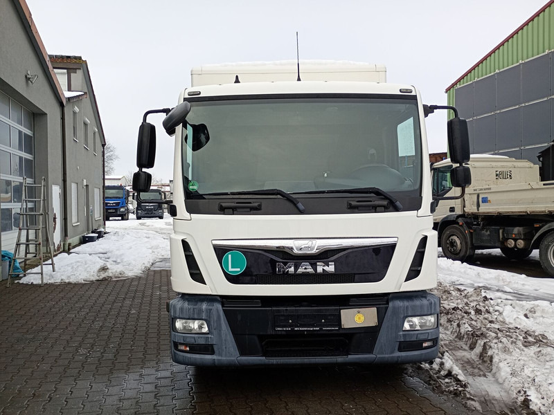 MAN TGL 8.180 4x2 Euro 6 Koffer LBW AHK (43) - Box truck: picture 3 MAN TGL 8.180 4x2 Euro 6 Koffer LBW AHK (43) - Box truck: picture 3