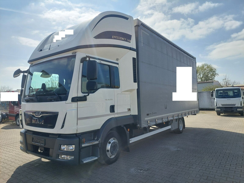 MAN TGL 8.220 - Curtain side truck: picture 1 MAN TGL 8.220 - Curtain side truck: picture 1