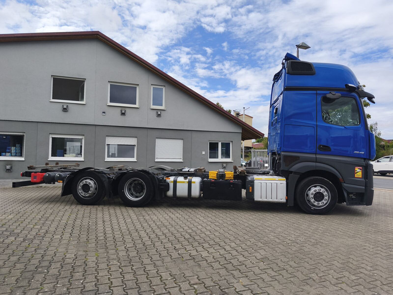 Mercedes-Benz Actros 2545 BDF - Container transporter/ Swap body truck: picture 4 Mercedes-Benz Actros 2545 BDF - Container transporter/ Swap body truck: picture 4