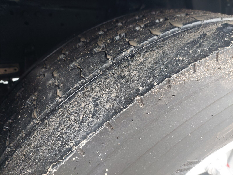 Truck for transportation of food MAN TGX 35.440 Silo Euro 6 8x4 Lift+Lenk Klima (5): picture 13 Truck for transportation of food MAN TGX 35.440 Silo Euro 6 8x4 Lift+Lenk Klima (5): picture 13