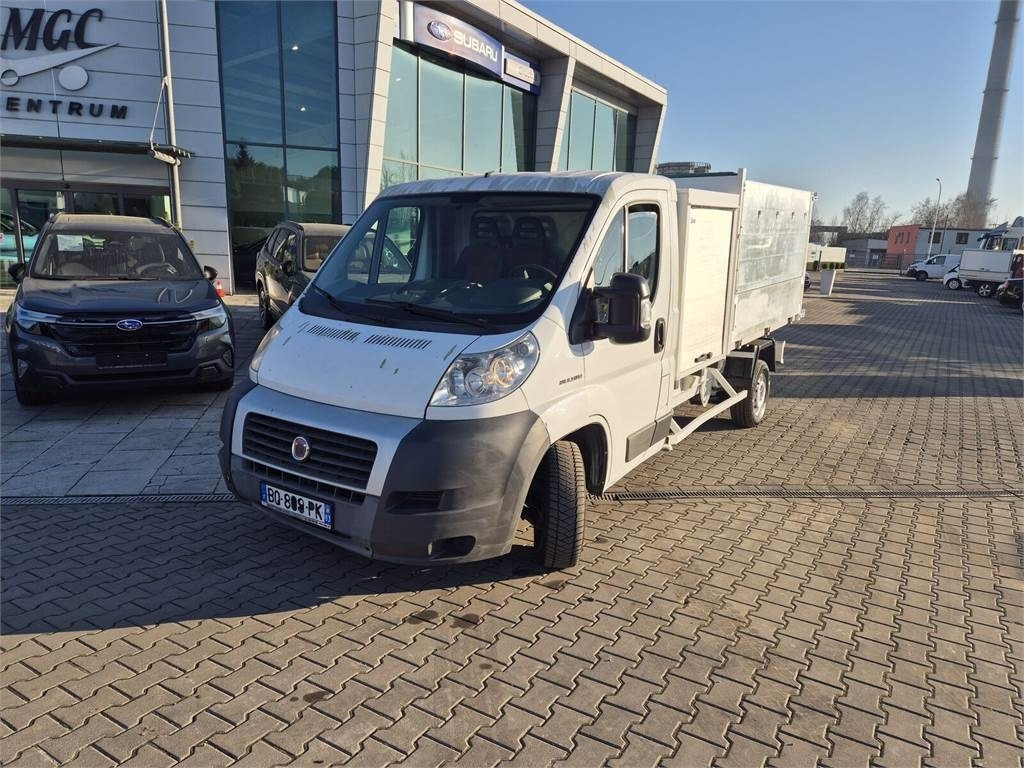 Fiat Ducato / TIPPER / FOR LEAVES OR WASTE / 1 OWNER / - Tipper: picture 4 Fiat Ducato / TIPPER / FOR LEAVES OR WASTE / 1 OWNER / - Tipper: picture 4