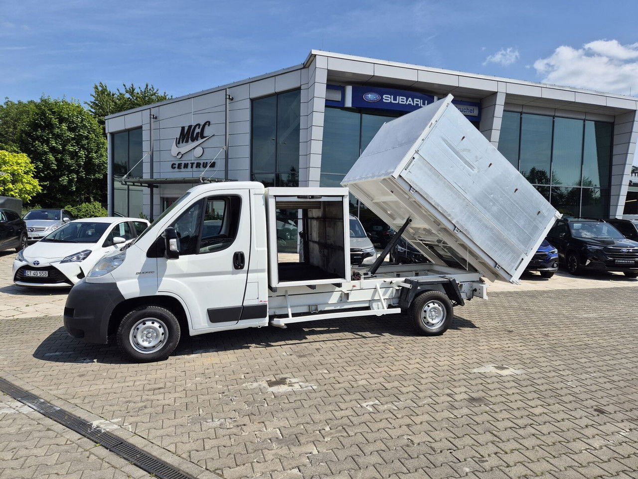 Fiat Ducato Tipper / FOR Leaves OR Waste / 1 Owner / Euro 4 / Speci - Tipper van: picture 1 Fiat Ducato Tipper / FOR Leaves OR Waste / 1 Owner / Euro 4 / Speci - Tipper van: picture 1